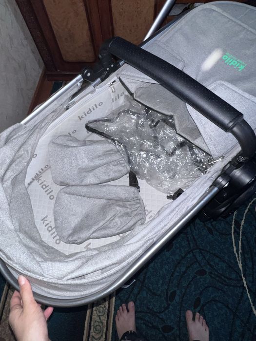 коляска детская для малышей Kidilo