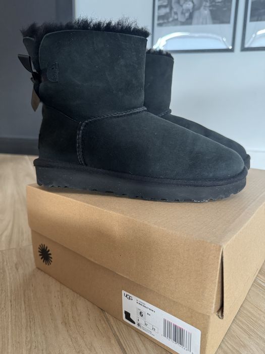 Cizme Ugg Scurte Negru Funda