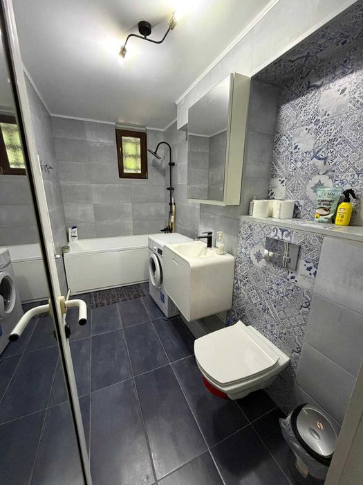 Apartament 3 camere Tiglina 1 Strada Saturn, parter