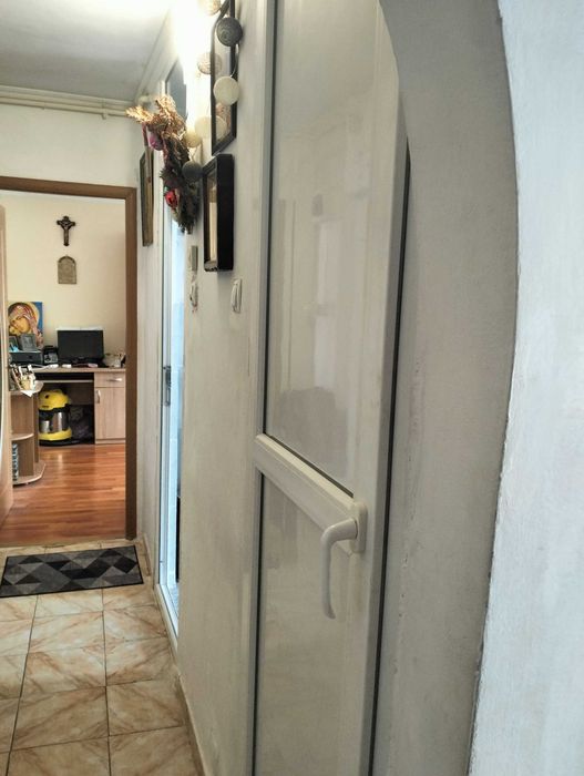 Apartament 2 camere decomandat – CET, Constanța