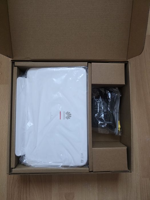 Huawei OptiXstar EN8145B7Ns, XGS-PON ONT Gateway, WiFi 7