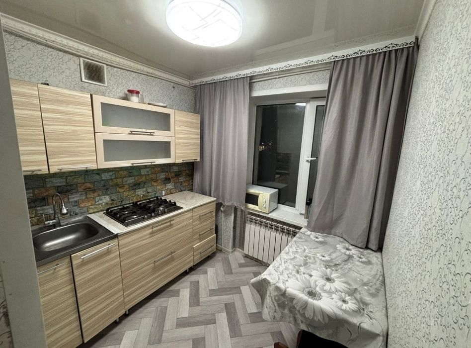 Продам 2 комнатную квартиру