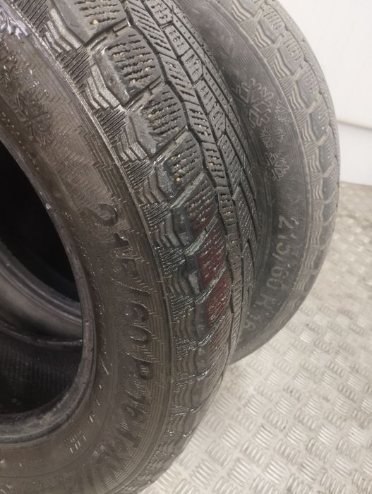 Продам 215/60 R16