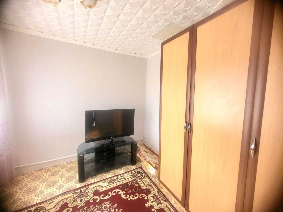 а Продам 4 комнатную 6 микрорайон