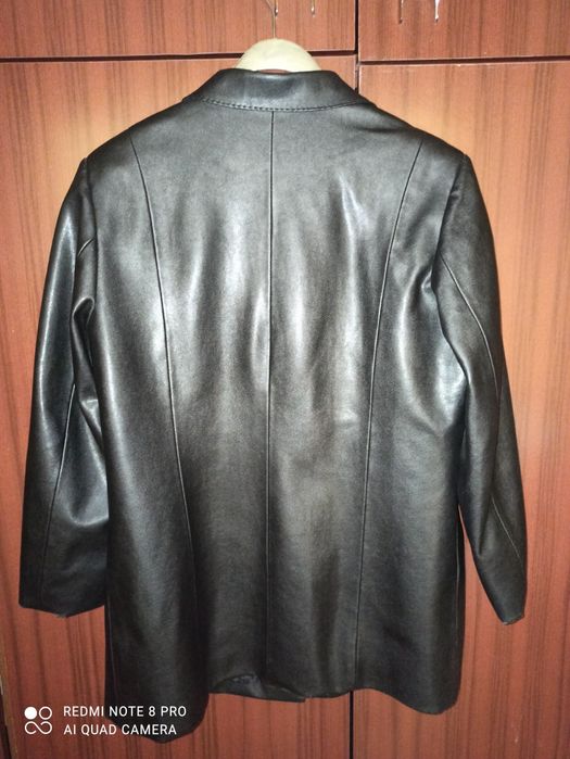 Дамски якета естествена кожа,еко кожа,полар и други! Размер М !