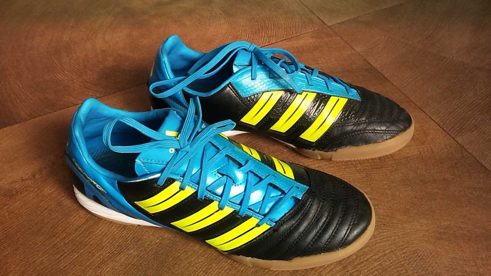 ADIDAS PREDATOR размер EUR 43 1/3 / UK 9 за зала естествена кожа 38-12-S