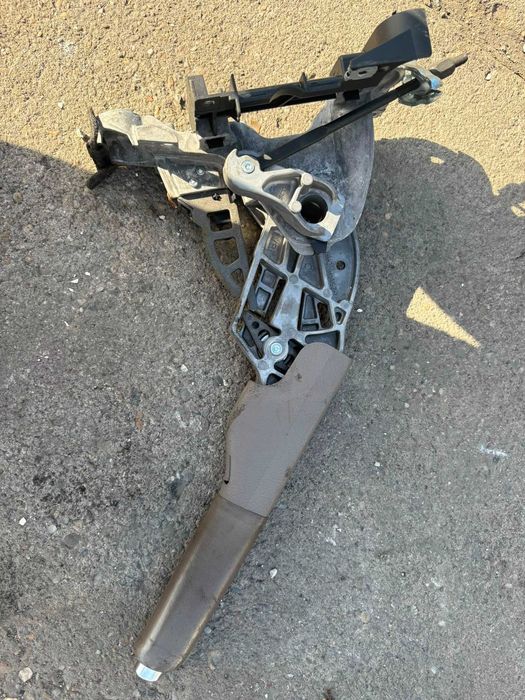 Ansamblu levier frână de mână Volkswagen Golf VI  1K07111303