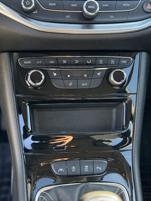 Opel Astra SportsTourer