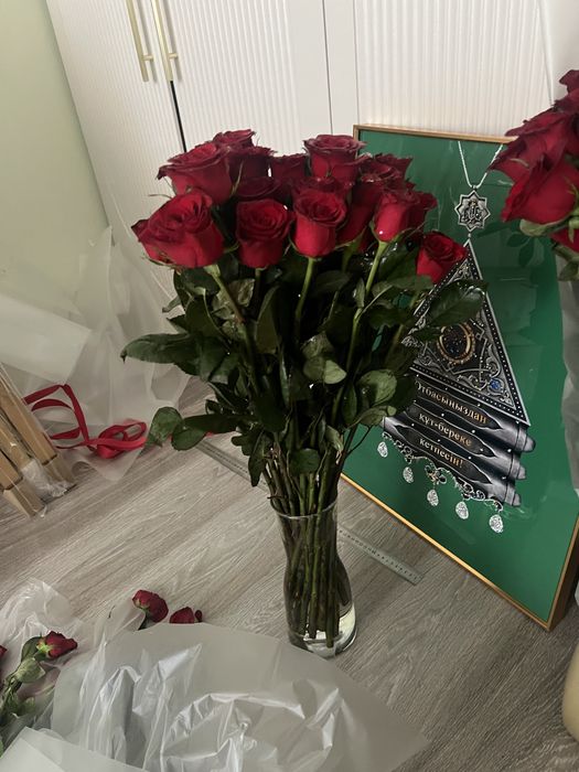 Роза букет бу .