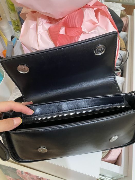 Кожанная сумка багет