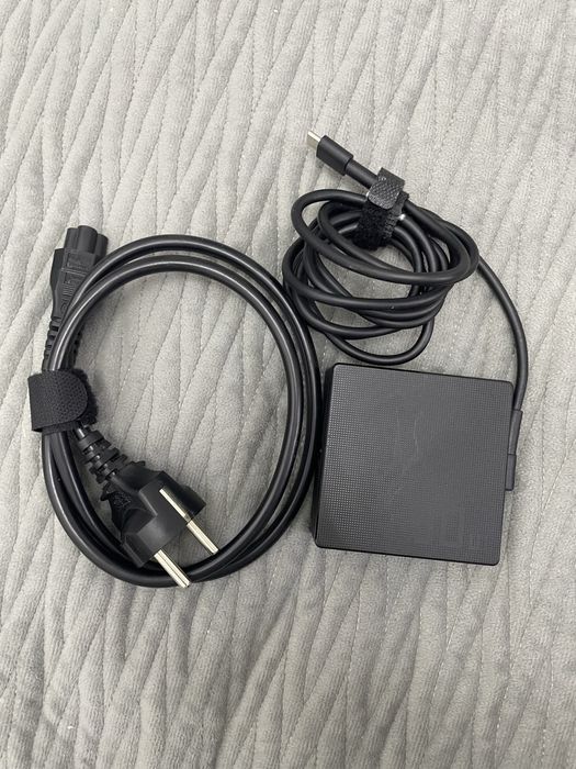 оригинальный блок питания от ASUS