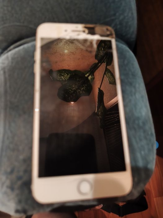 iPhone 6s Plus 64 GB, рабочий, с коробкой