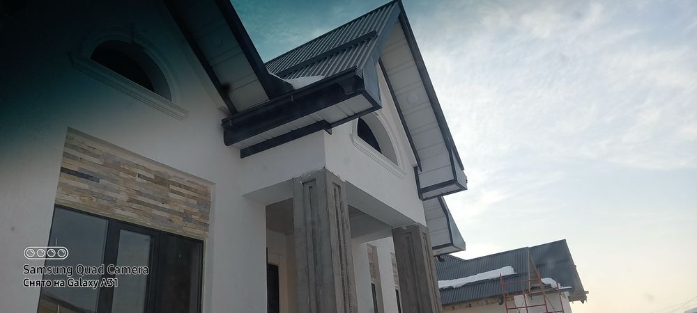 Uy sotiladi manzil shahrisabz qolgan malumotlar tel