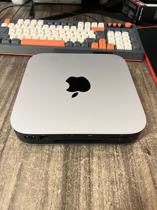 Mac   mini   m 1.