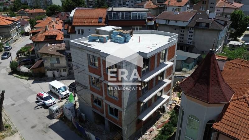 Двустаен, ексклузивен, югозападен апартамент за продажба, със самостоя