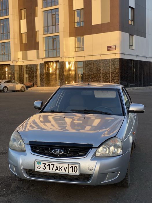 Продам приору 2011 год