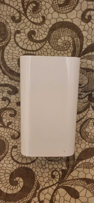 Apple AirPort Extreme Base Station (A1521) fuctional (fara hdd)
