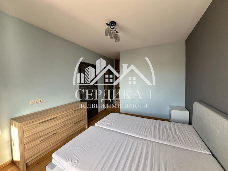 Продава се Тристаен апартамент в София, Витоша - 125 кв.м за 2122 €/кв.м - Снимка #3