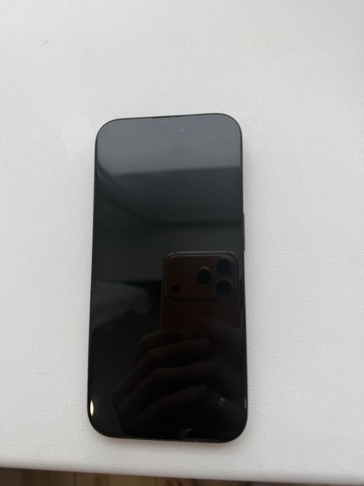 Продаю Iphone 15pro