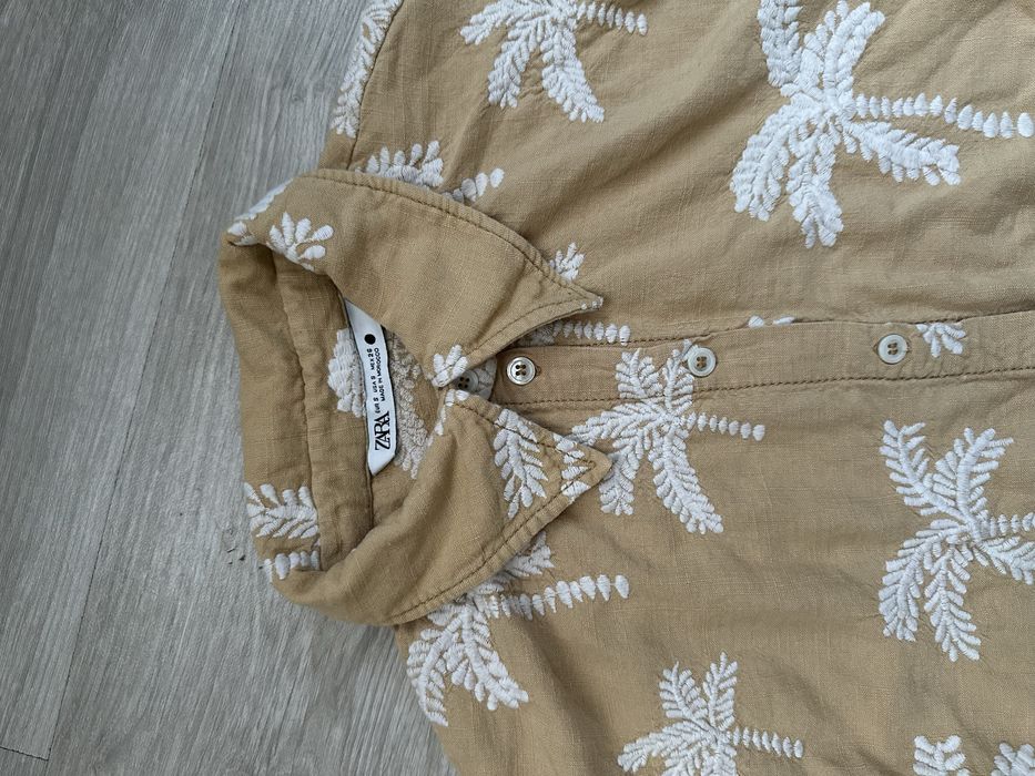 Къса ленена риза ZARA с бродерия на палми