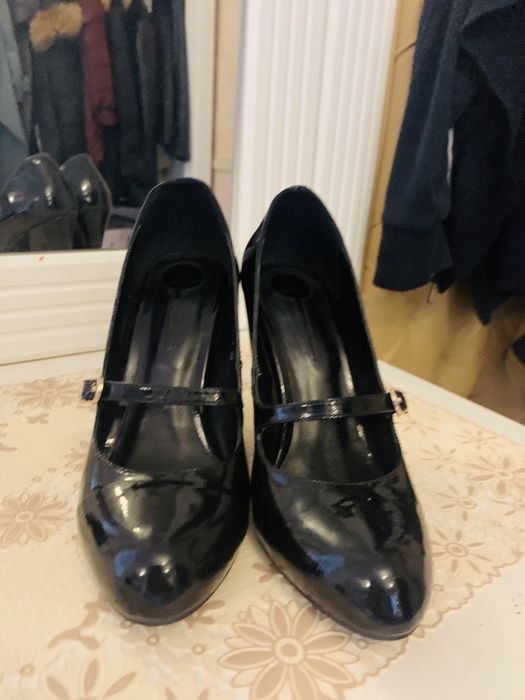 Лакированные туфли
