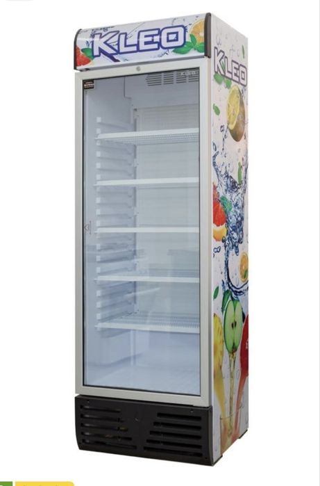Продам витринный холодильник