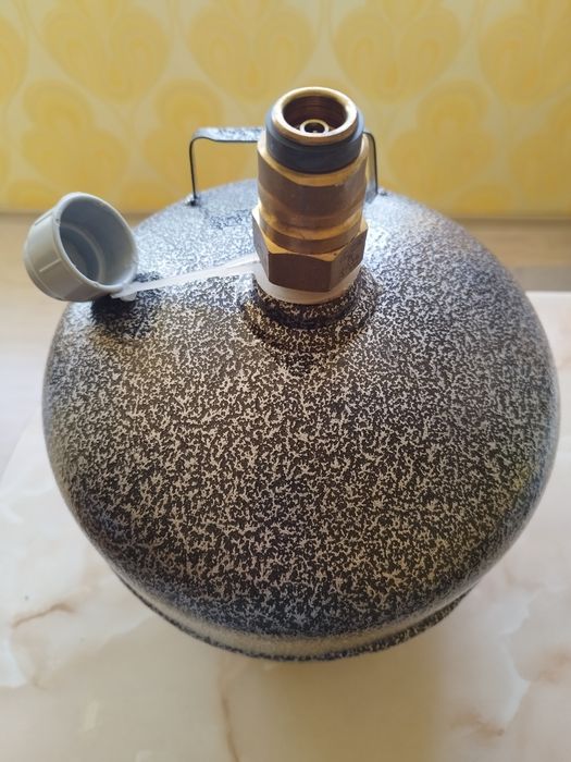 Газов котлон+газова бутилка+редуцир вентил