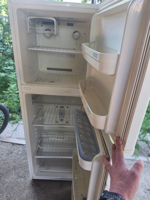 Продам холодильник LG GR-262SQ