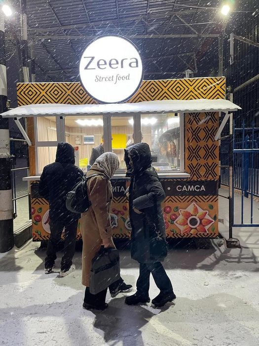 Действующее кафе с летником