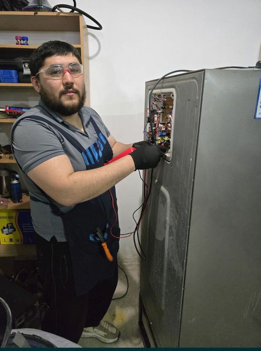 Ремонт Холодильников и морозильников заправка фреона