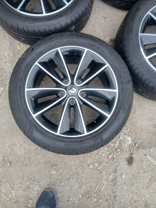 Set 4 jante cu anvelope 225 50 17 Renault Scenic /Megane bosse Edition