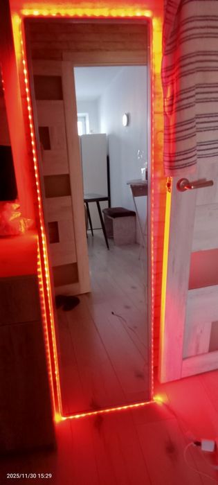 Зеркало с подсветкой