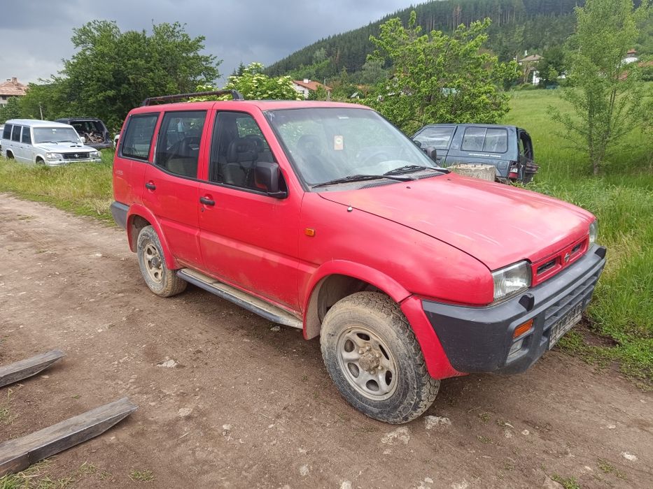 Нисан Терано 2 2.7 тд 101 коня на части 95 год