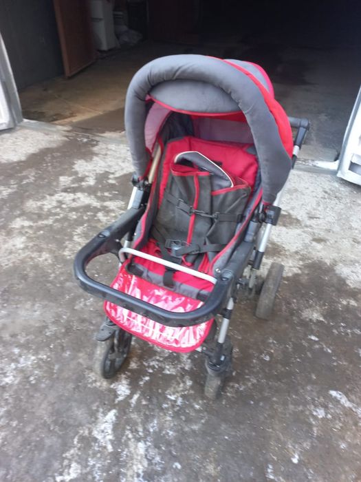 Продам детскую коляску.