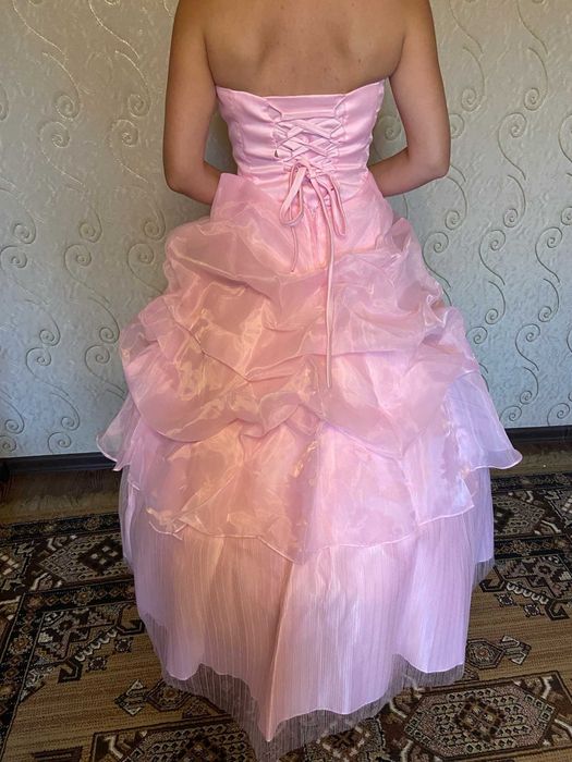 Бальное платье, размер S