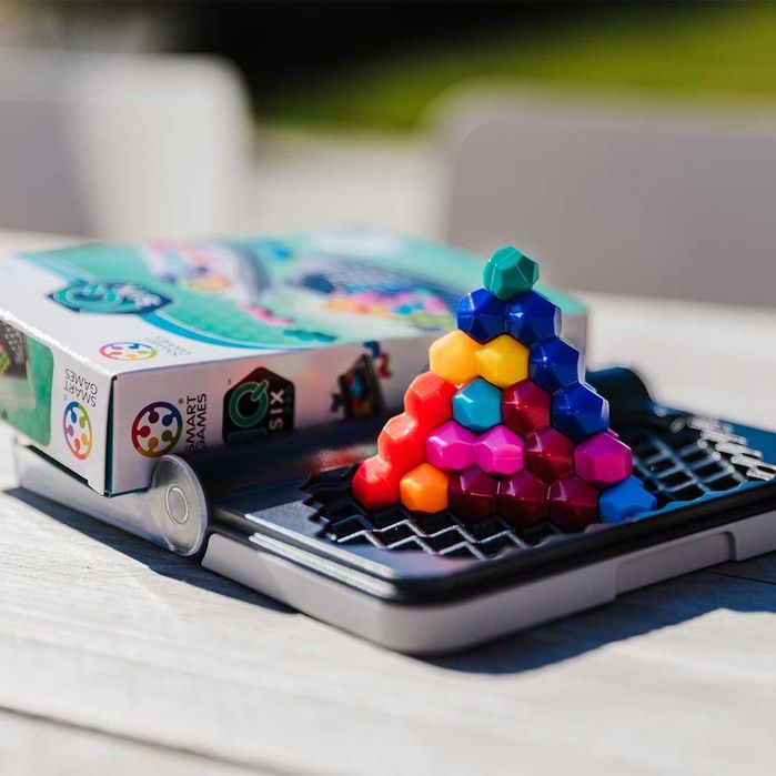 SmartGames – IQ Six Pro – 2D 3D пъзел за деца 8+