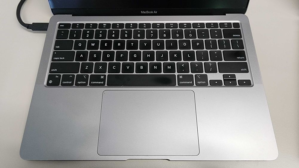 Macbook Air M1 8GB 500GB - РЕЗЕРВИРАН