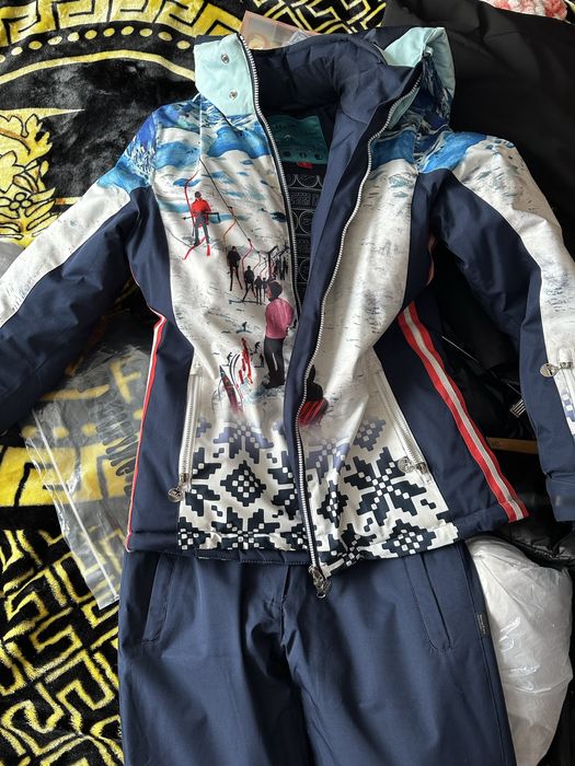 Горнолыжный костюм