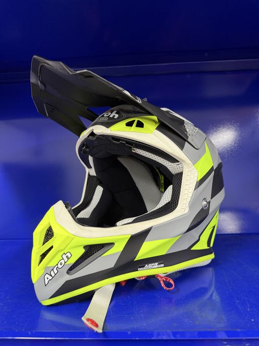 Casca enduro Airoh aviator 2.3