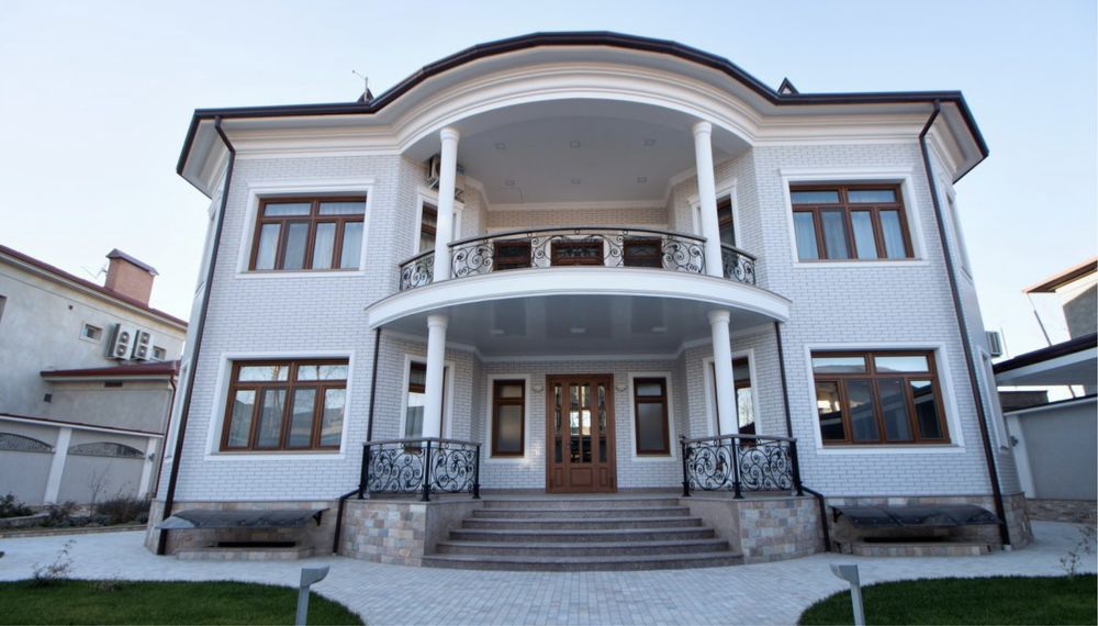 Сдаётся в Аренду шикарный особняк в центре города