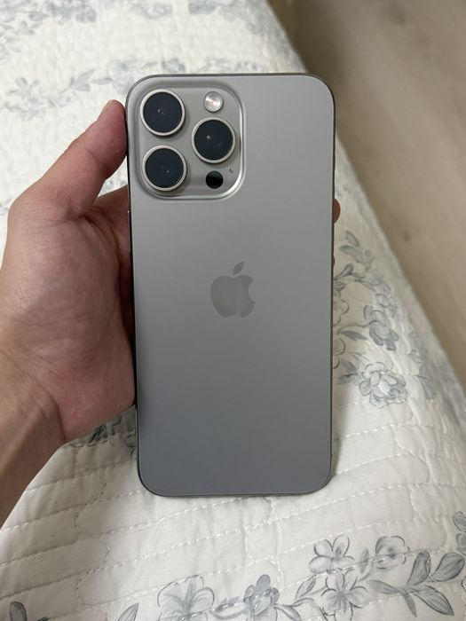 Продам айфон 15 pro max