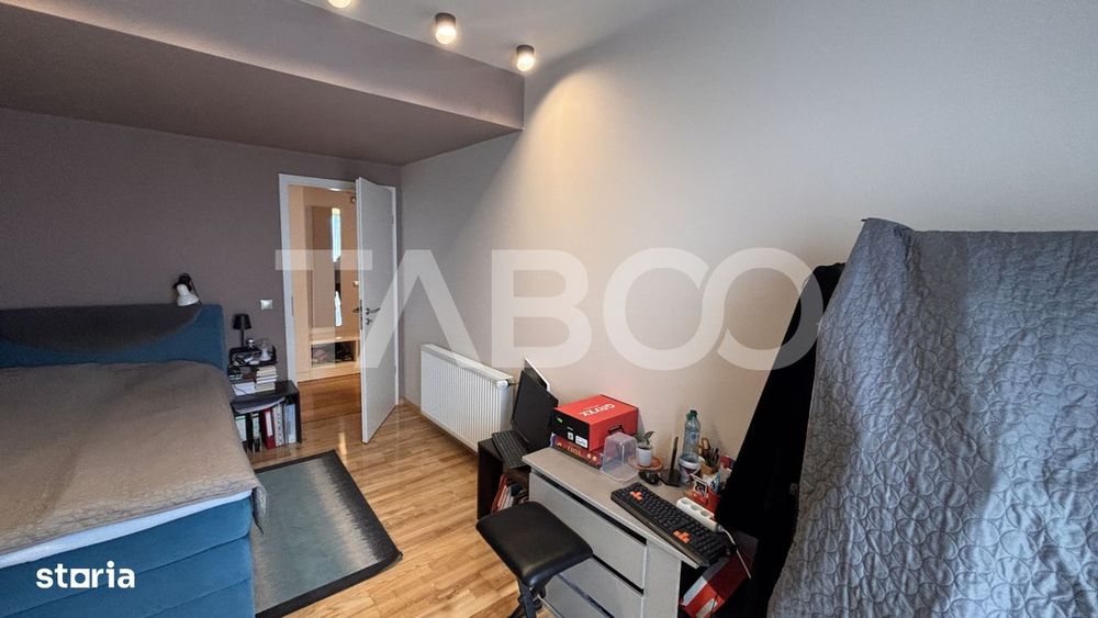Penthouse 3 camere si doua locuri parcare de vanzare in City Residence