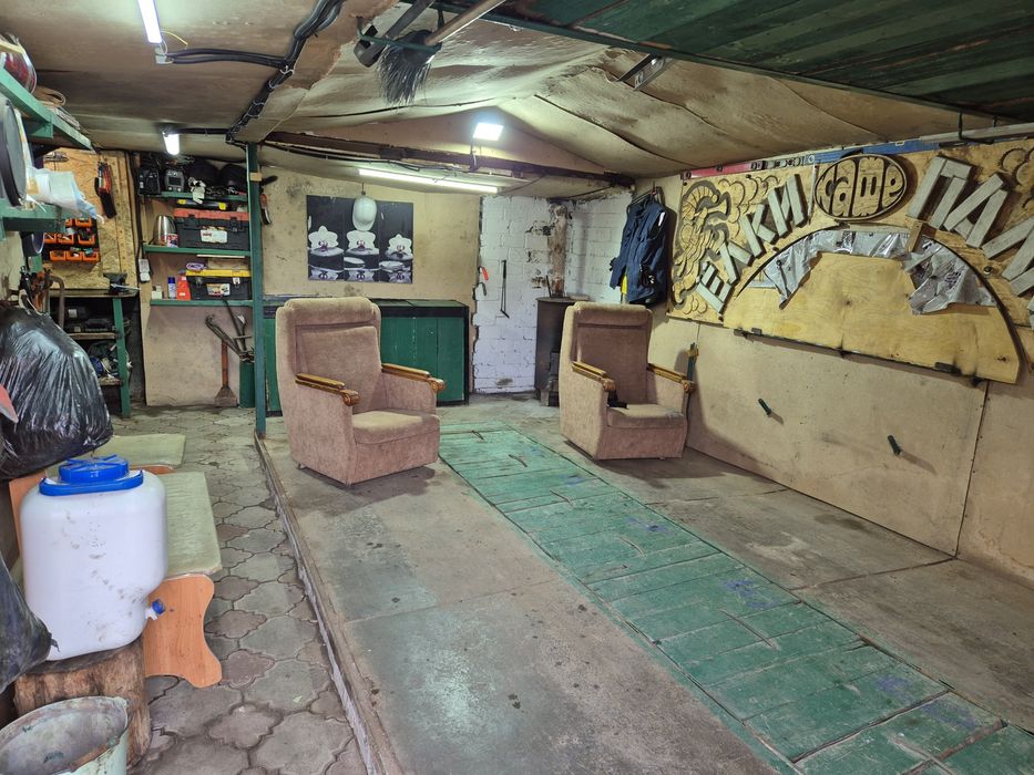 Продам железный гараж