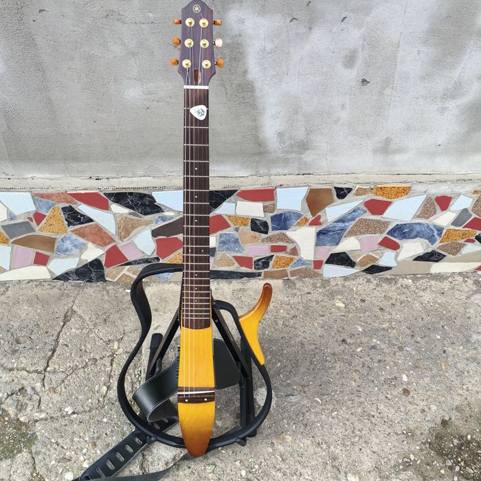 Chitara yamaha slg 100s