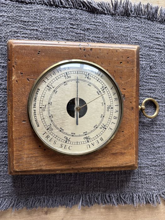 Barometru vechi Franta