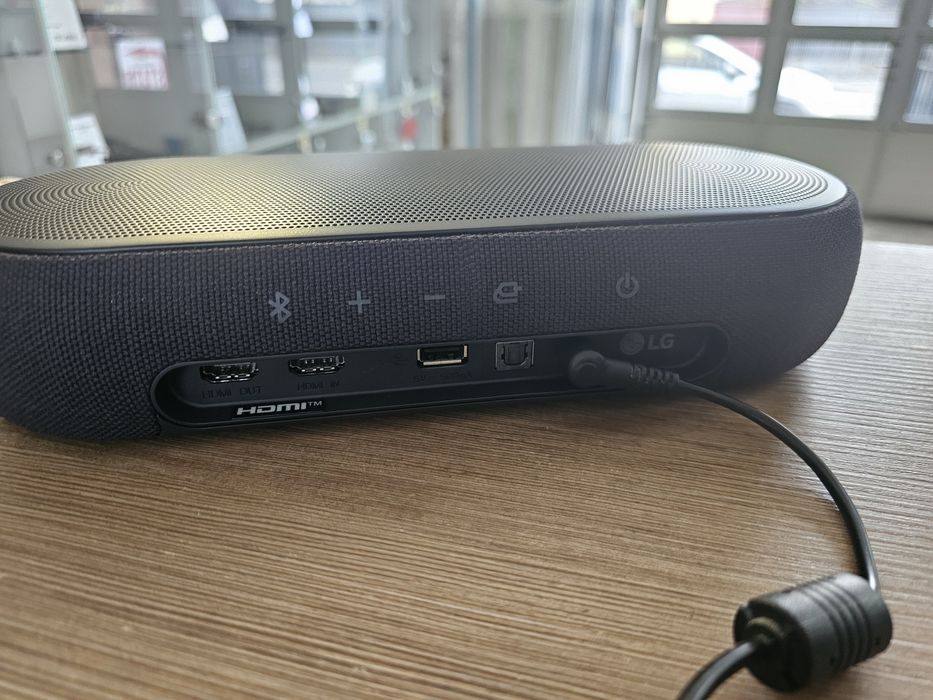 Soundbar LG QP5 Éclair, 3.1.2, 320W,subwoofer wireless, sunet puternic