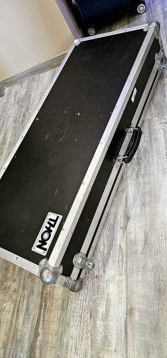 Korg Pa4x в добро състояние и бонуси към цената може да ме потърсите и на личния ми Facebook Христо Чакъров