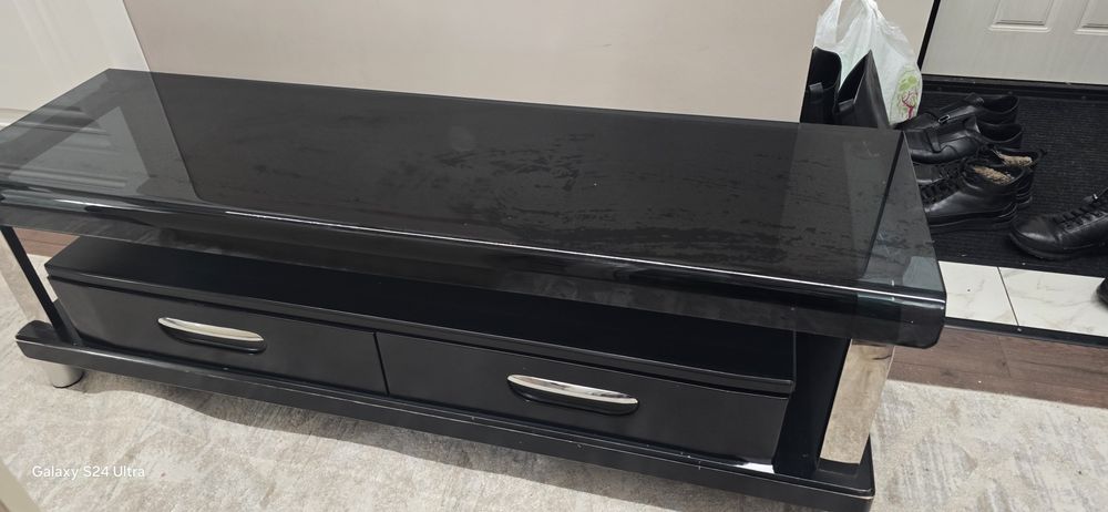 Тумба под телевизор