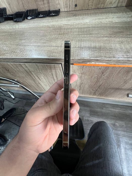 iPhone 12pro гарантия