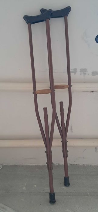 Продам кастыли б/у